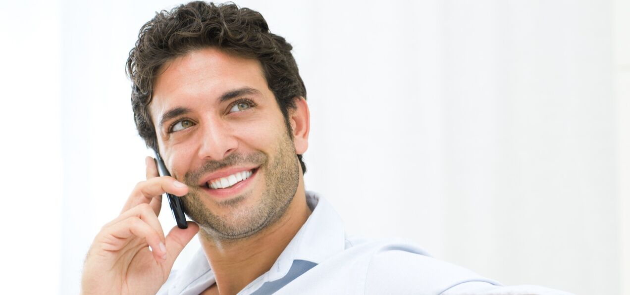 Un homme partage les résultats positifs de l’agrandissement populaire du pénis